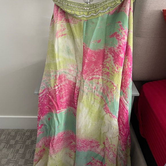 Indo western crop top & flared pant. Head turner! 💗 - Picture 2 of 4